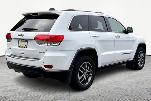 Used 2017 Jeep Grand Cherokee Limited w/ Luxury Group II image 11