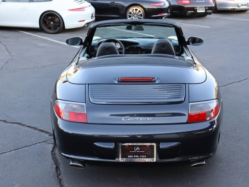 Used 2004 Porsche 911 Carrera image 15