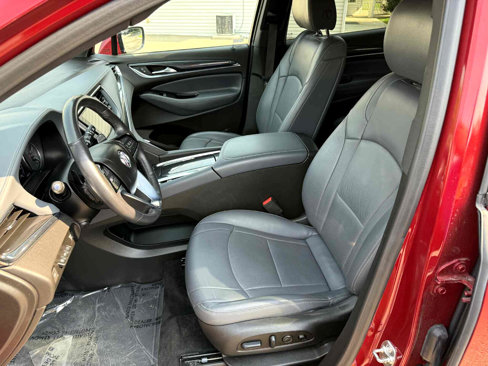 Used 2024 Buick Enclave Premium image 12