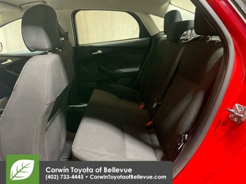 Used 2017 Ford Focus SE w/ Cold Weather Package image 22