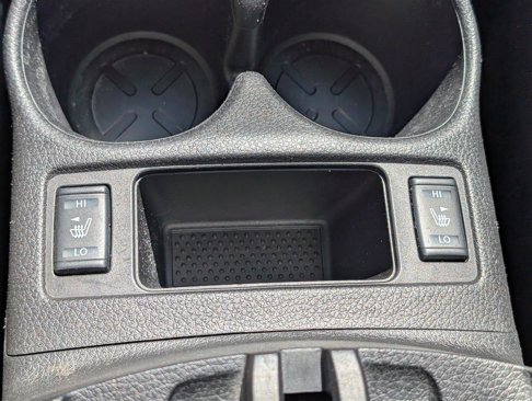 Used 2018 Nissan Rogue SV image 24