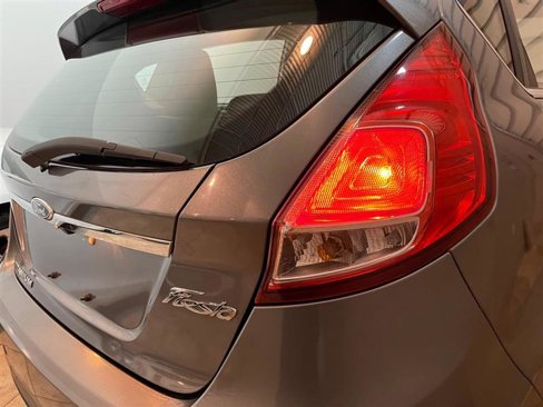 Used 2014 Ford Fiesta Titanium w/ Exterior Protection Package image 77