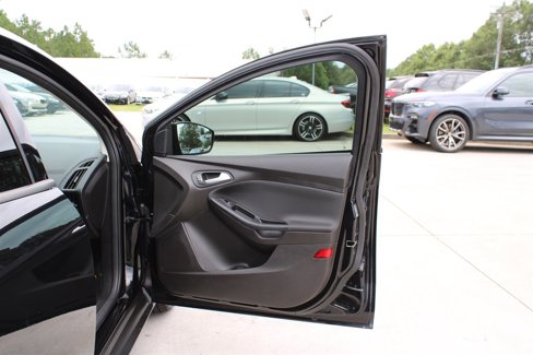 Used 2017 Ford Focus SE image 26