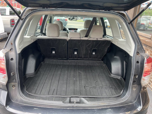 Used 2018 Subaru Forester 2.5i w/ Alloy Wheel Package image 17