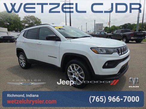 Certified 2024 Jeep Compass Latitude w/ Sun and Sound Group image 1