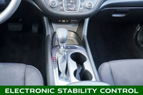 Used 2022 Chevrolet Malibu LS image 11