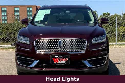 Used 2019 Lincoln Nautilus FWD image 2
