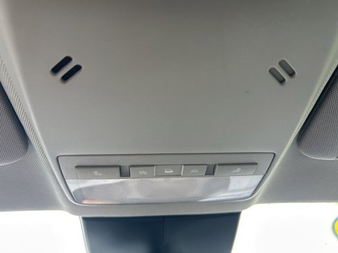 Used 2021 Chevrolet Trax LS image 17