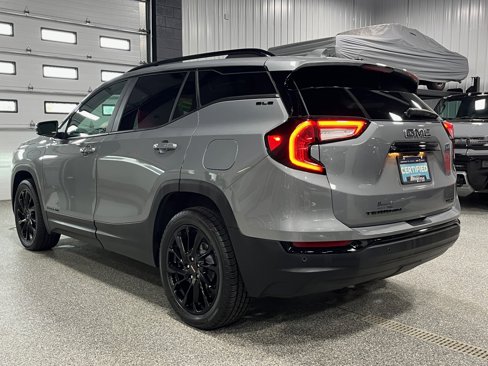 Certified 2023 GMC Terrain SLE w/ Driver Convenience Package image 3