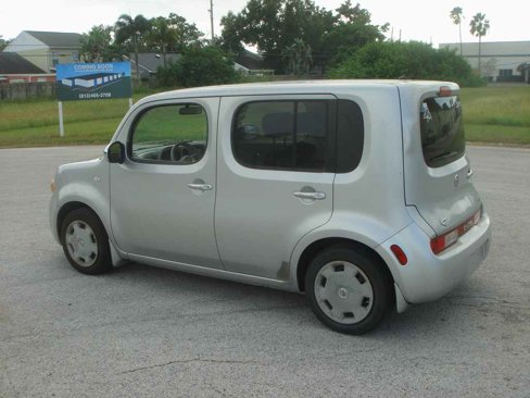 Used 2013 Nissan Cube 1.8 S w/ Exterior Accent Pkg image 2
