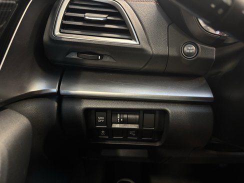 Used 2018 Subaru Crosstrek 2.0i Limited image 26