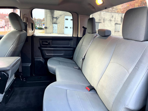 Used 2016 RAM 2500 Tradesman w/ Chrome Appearance Group image 14