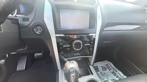 Used 2012 Ford Explorer Limited image 32