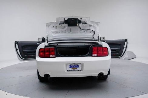 Used 2005 Ford Mustang GT Premium image 20