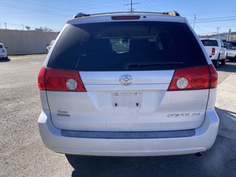 Used 2007 Toyota Sienna image 3