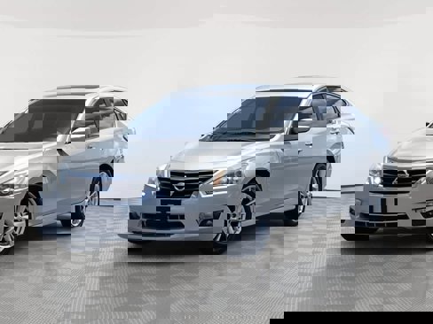 Used 2014 Nissan Altima 2.5 SV image 1