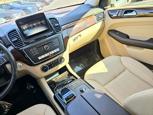 Certified 2019 Mercedes-Benz GLS 450 4MATIC image 38