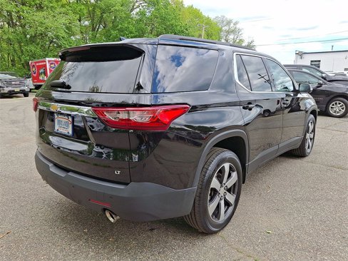 Used 2021 Chevrolet Traverse LT w/ LT Premium Package image 25