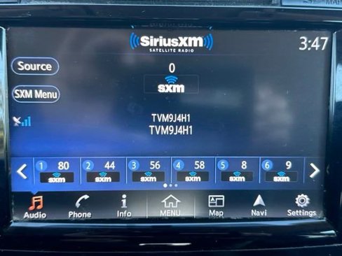 Used 2018 Nissan Murano SV image 17