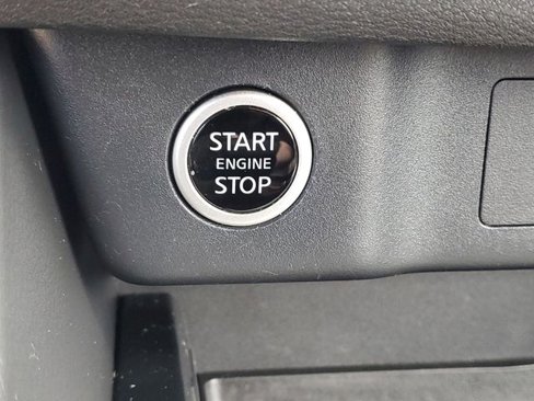 Used 2023 Nissan Rogue SV image 19