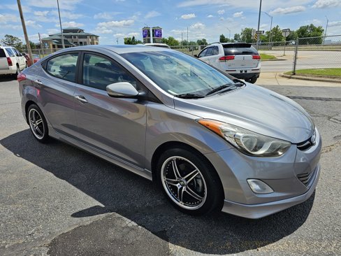 Used 2013 Hyundai Elantra Limited w/ Technology Pkg image 9