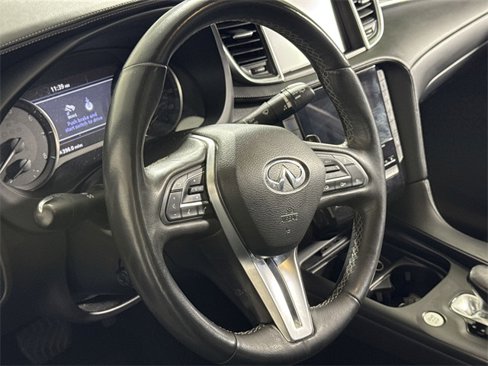 Used 2019 INFINITI QX50 Essential w/ Premium Heat Package image 18