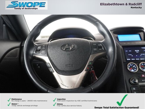 Used 2013 Hyundai Genesis 2.0T image 18