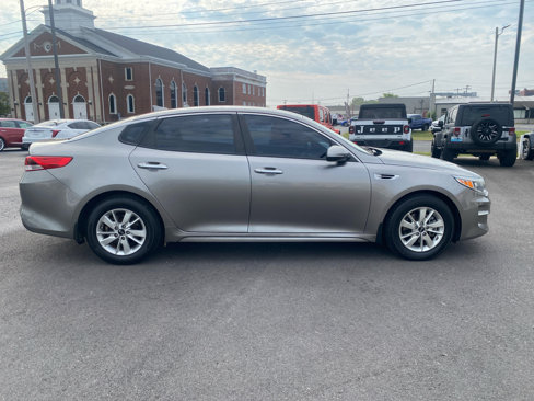Used 2017 Kia Optima LX image 4