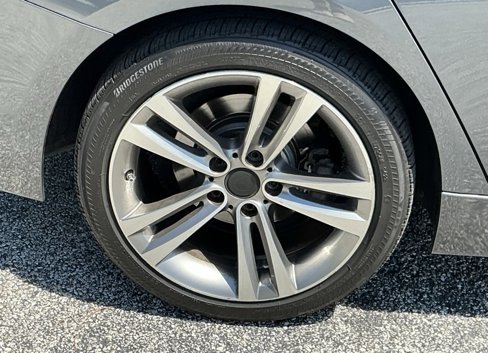 Used 2018 BMW 330e image 5