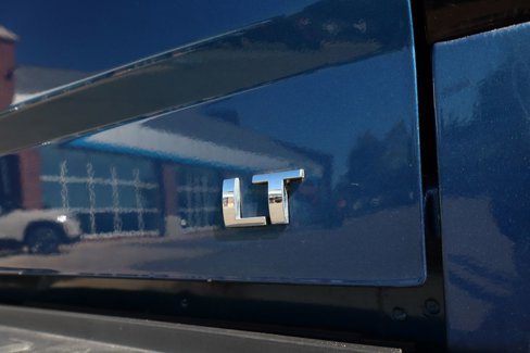 Used 2018 Chevrolet Silverado 1500 LT w/ All Star Edition image 35