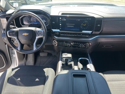 Used 2022 Chevrolet Silverado 1500 LT w/ Protection Package image 5