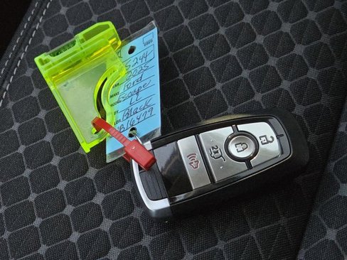 New 2025 Ford Escape Active image 29