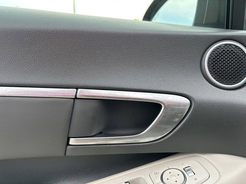 Used 2023 Hyundai Sonata SEL image 12