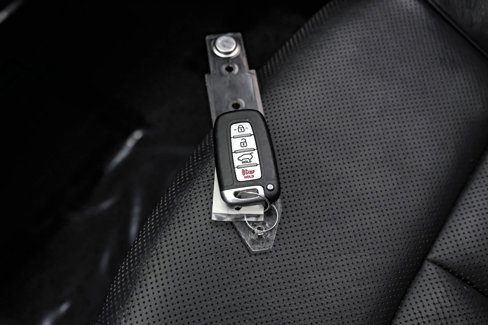Used 2013 Hyundai Veloster Turbo image 51