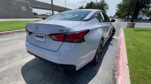Used 2024 Nissan Altima 2.5 SR image 25