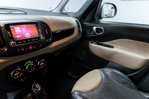 Used 2014 FIAT 500L Lounge image 31