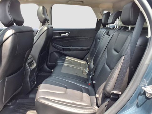Used 2019 Ford Edge Titanium w/ Cold Weather Package image 10