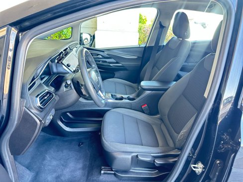 Used 2023 Chevrolet Bolt LT w/ Driver Confidence Package image 31