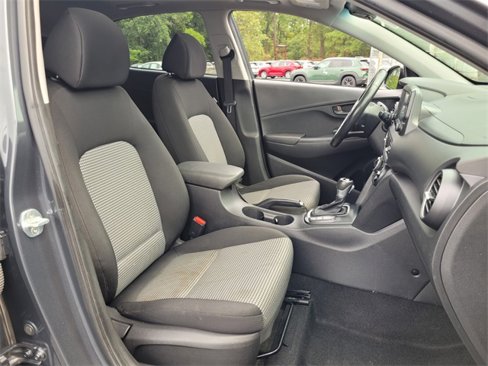 Used 2018 Hyundai Kona SEL w/ SEL Tech Package 02 image 14