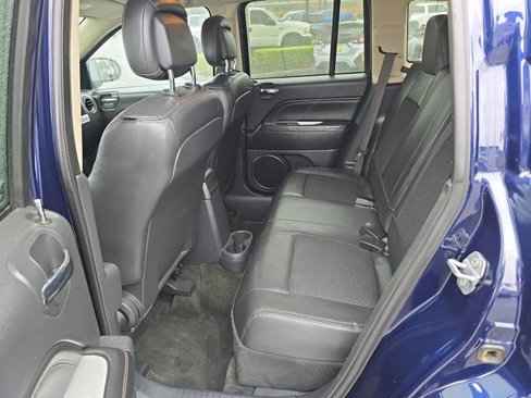 Used 2016 Jeep Compass Latitude image 21