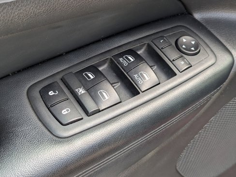 Used 2018 Jeep Grand Cherokee Limited w/ Luxury Group II image 14