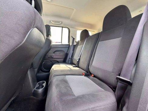 Used 2017 Jeep Patriot Sport image 17