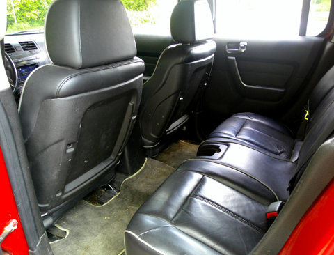 Used 2009 HUMMER H3 X image 30