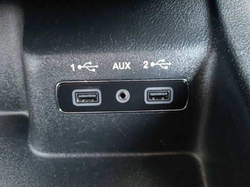 Used 2018 Dodge Durango GT image 30