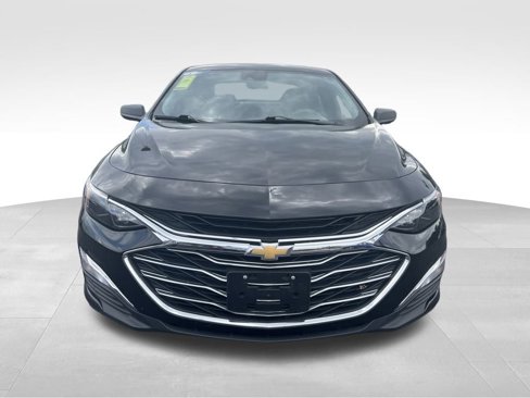 Used 2023 Chevrolet Malibu LS image 2