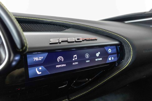 Used 2024 Ferrari SF90 Spider image 35
