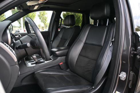 Used 2019 Jeep Grand Cherokee Altitude image 6