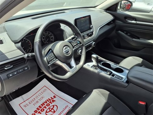 Used 2022 Nissan Altima 2.5 SV image 12