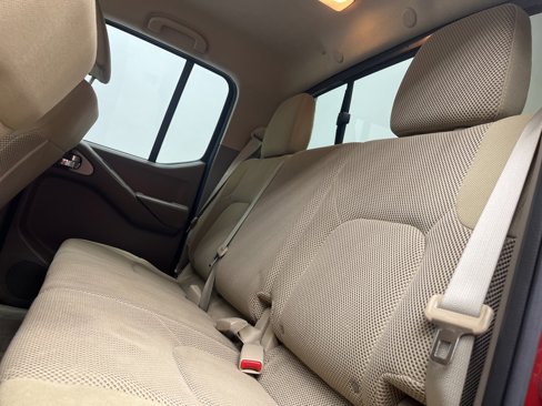 Used 2015 Nissan Frontier SV w/ SV Value Truck Package image 16