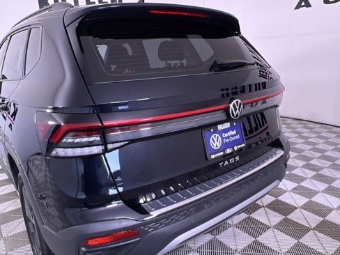 Used 2025 Volkswagen Taos S image 26